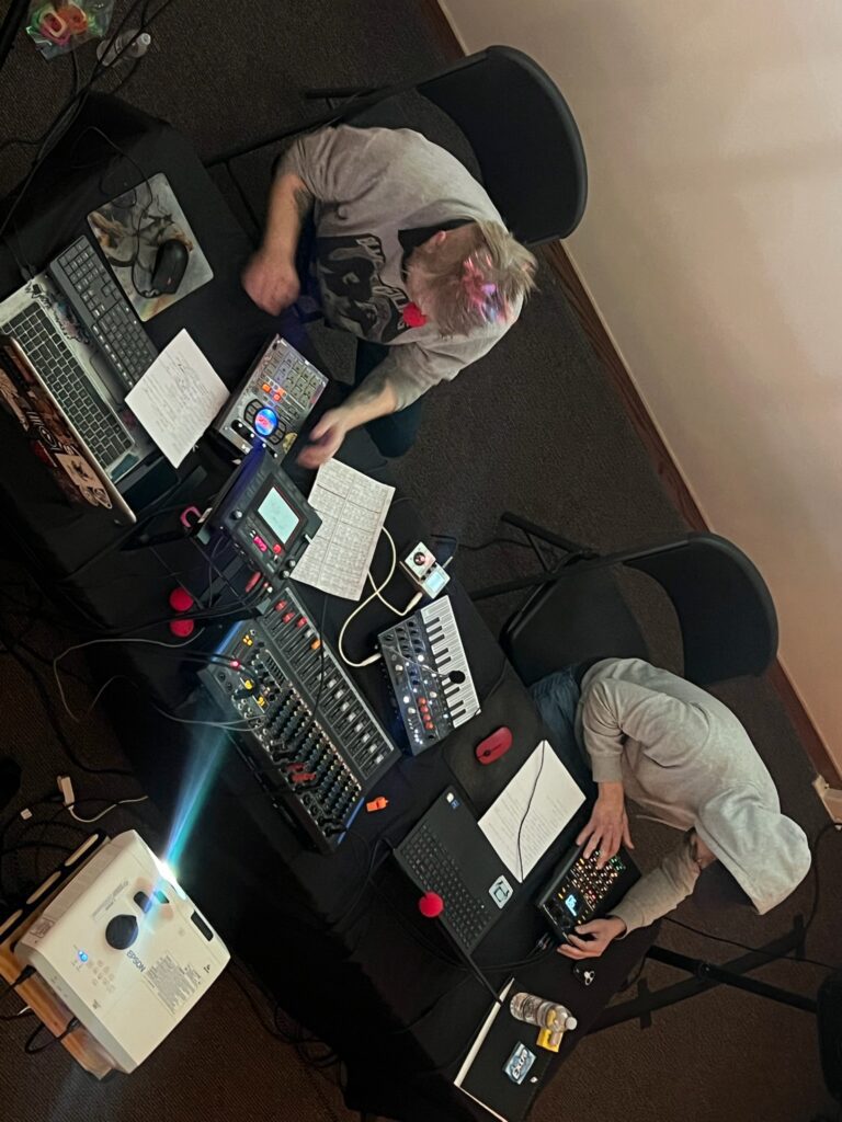 I Cut People & Thothmoses